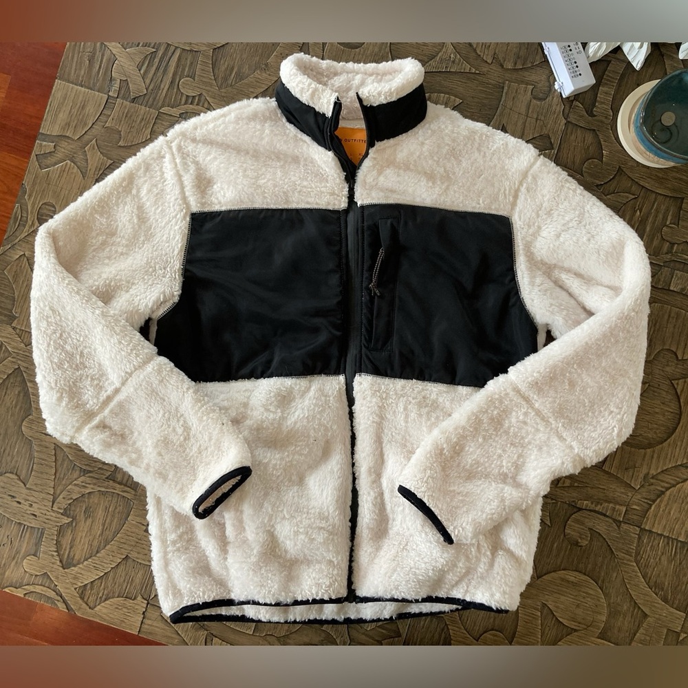 VERY Soft! fuzzy sweatshirt zip up unisex size Small